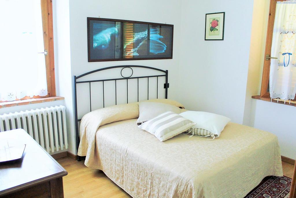 La Villa Di Arezzo Szoba fotó